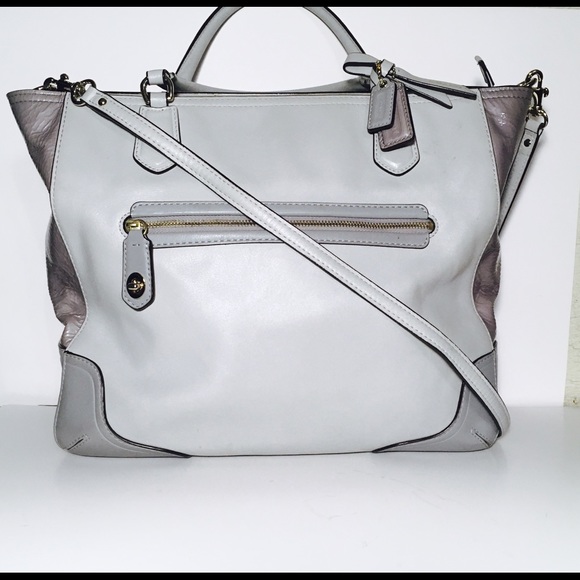 Coach Handbags - ⬇️$225 EUC Lrg COACH Leather Bag w Shoulder Strap